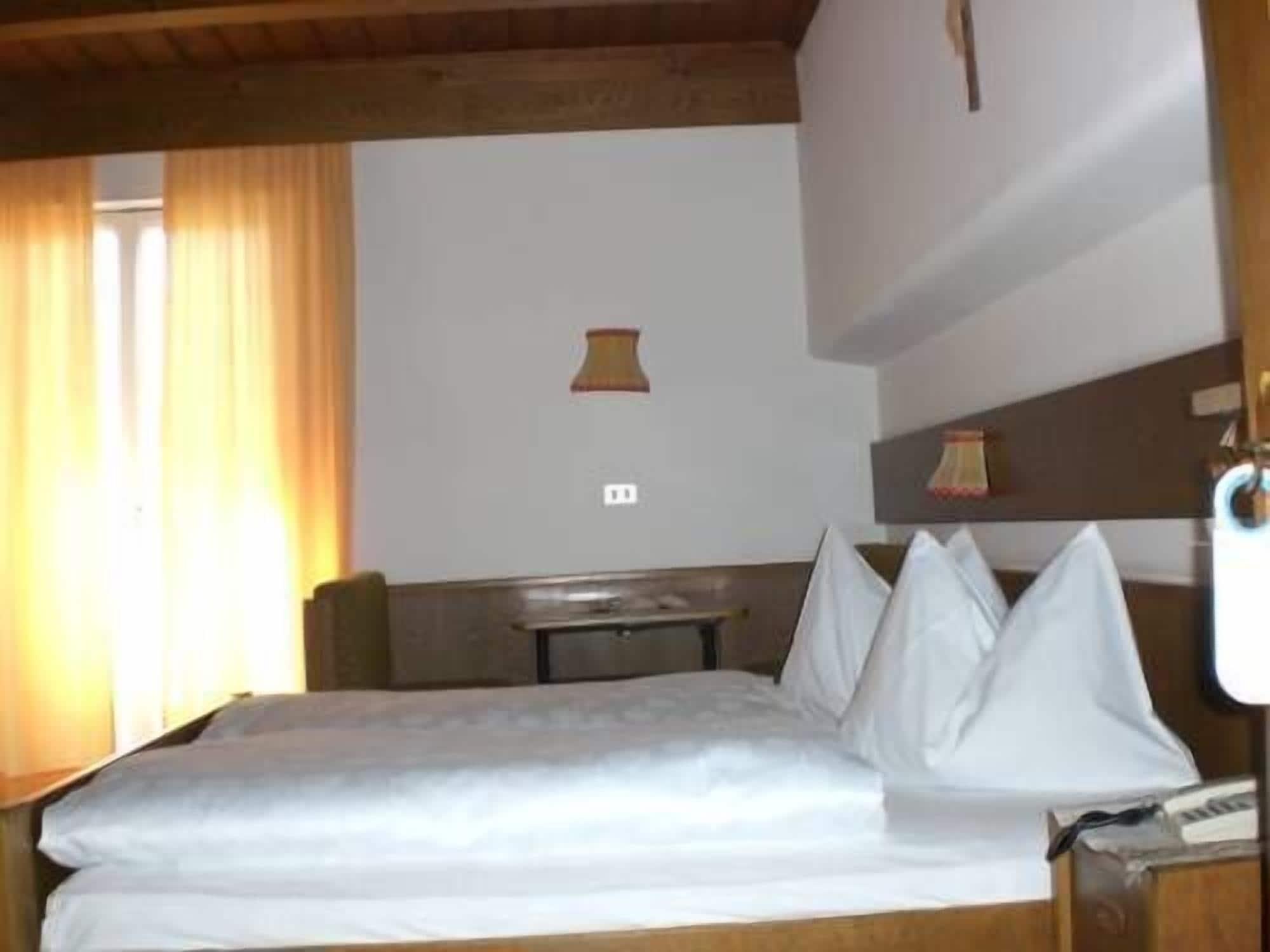 Panoramahotel Unterinnerhof Auna di Sotto Kültér fotó